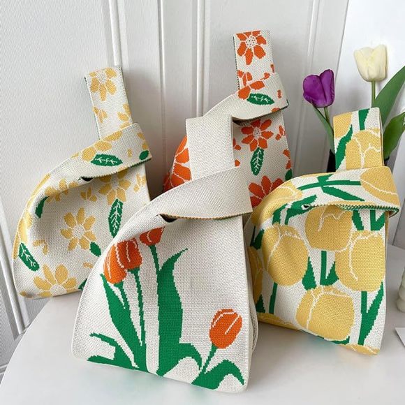 Cute Wrist Bag Trendy Knit Handbag Small Purse Mom Girlfriend <3 - Picture 4 of 5